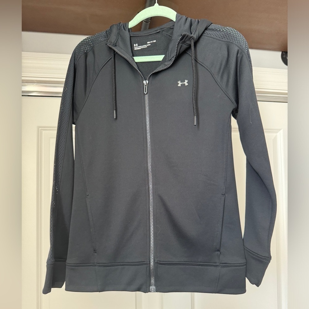 NWOT Black Under Armour Size Small Zip Up Lightweight Hoodie